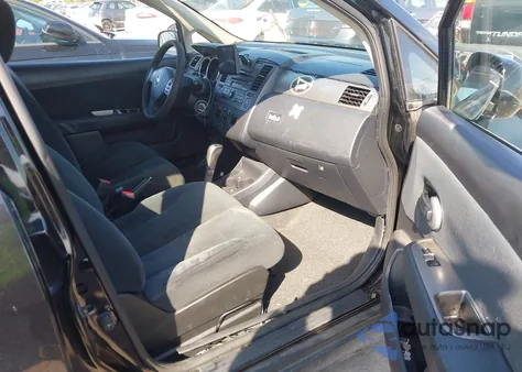 2010 Nissan Versa 1.8S из США, поврежденный, VIN 3N1BC1CP7AL363532